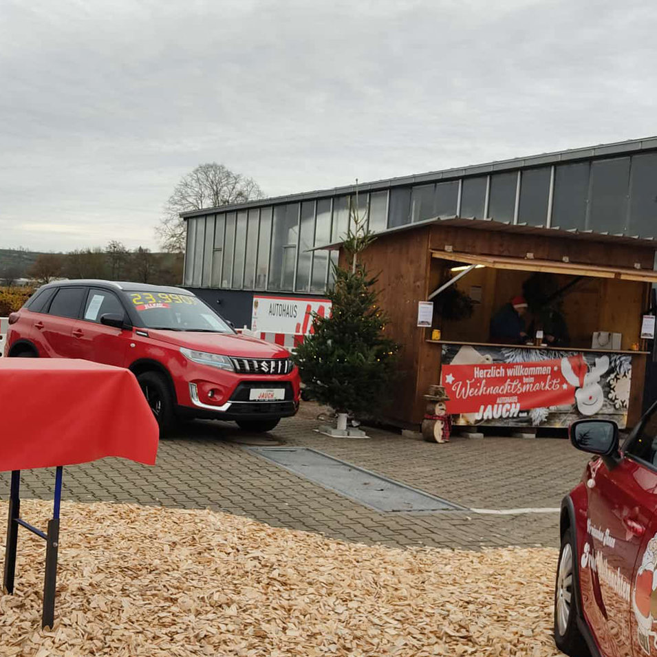 Weihnachtsmarkt im Autohaus Jauch